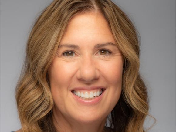 Marcia Scanlon headshot.