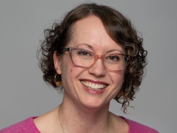 Headshot of Charlotte Capogna-Amias.