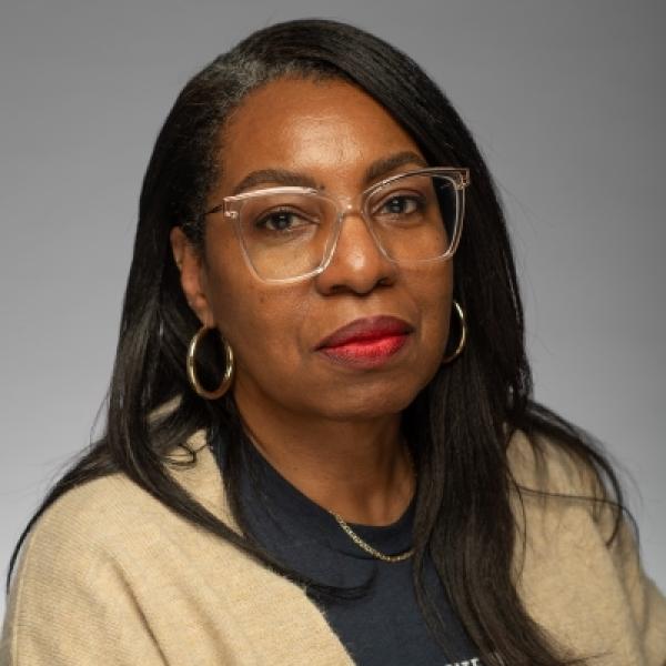 Headshot of Julie Hill Spivey.